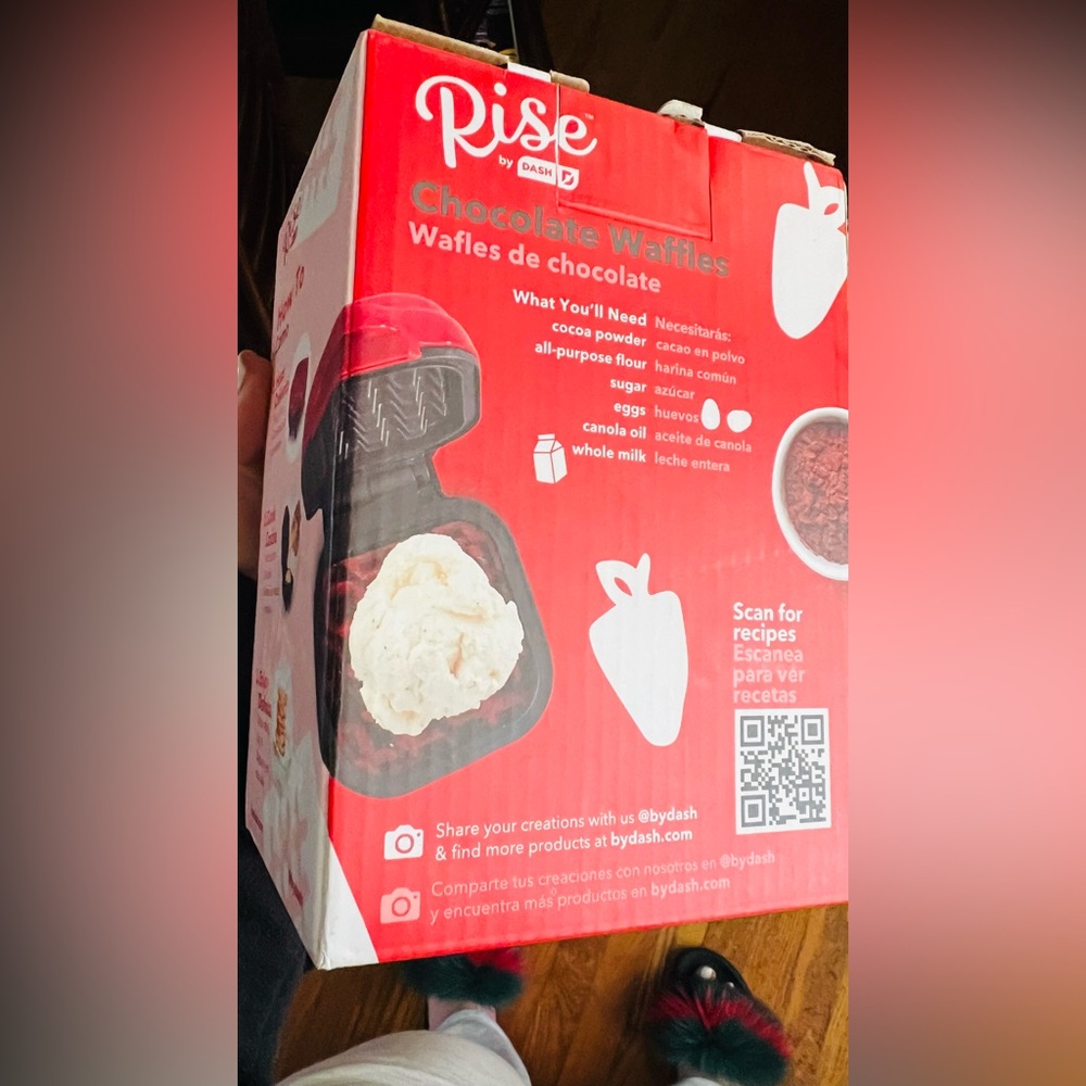 Red Mini Waffle Maker NIB - Picture 6 of 6